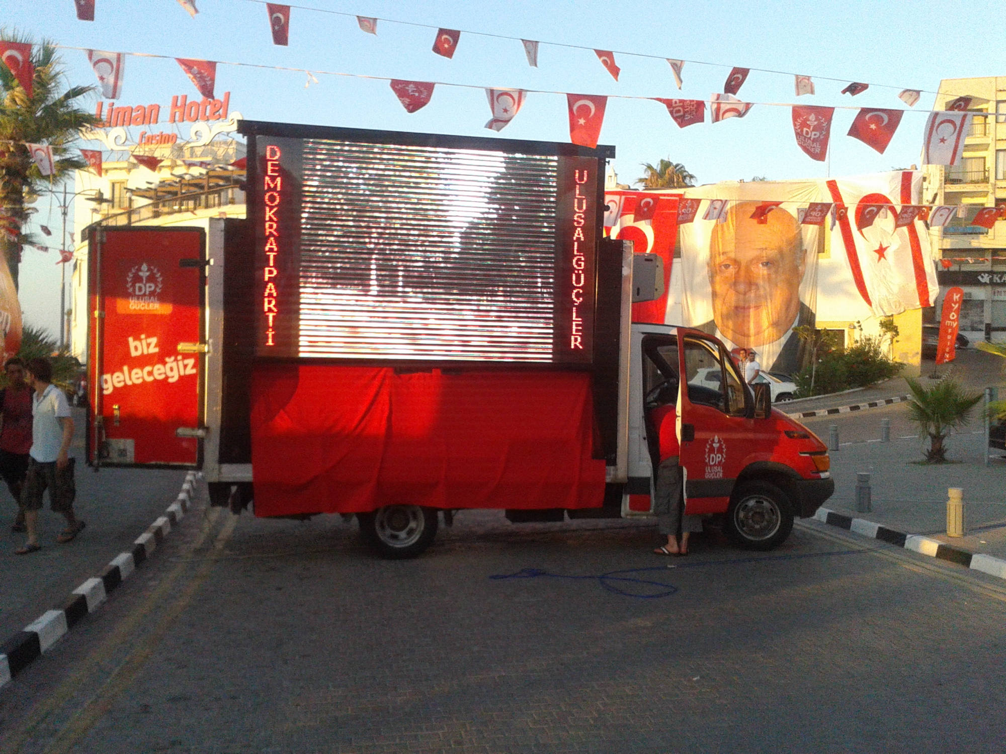 Mobil TV kamyonet kiralama 